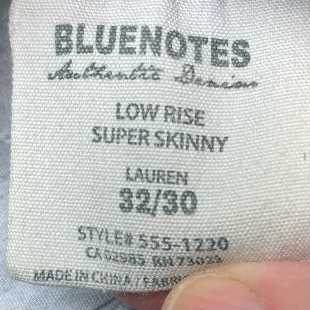 Blue Notes Low Rise Super Skinny, 32. Fall Sale - Picture 10 of 12